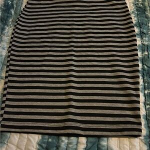 BCX Black and Gray Striped Pencil Skirt